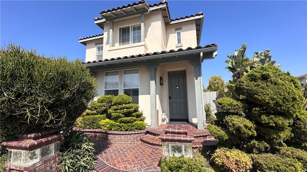 Property Photo:  72 Peppermint Tree  CA 92618 