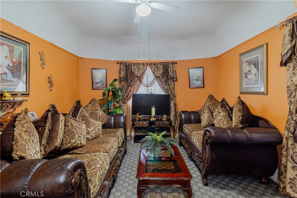 Property Photo: 156 S Clarence Street CA 90033