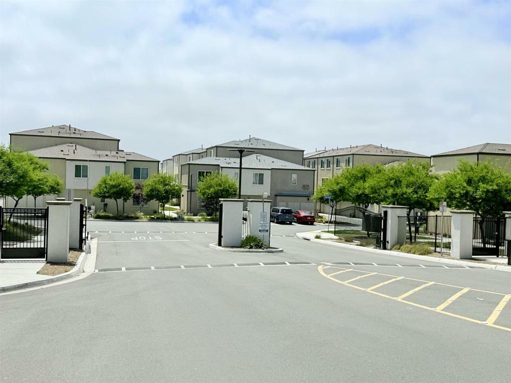Property Photo: 5211 Beachfront Cove 12 CA 92154