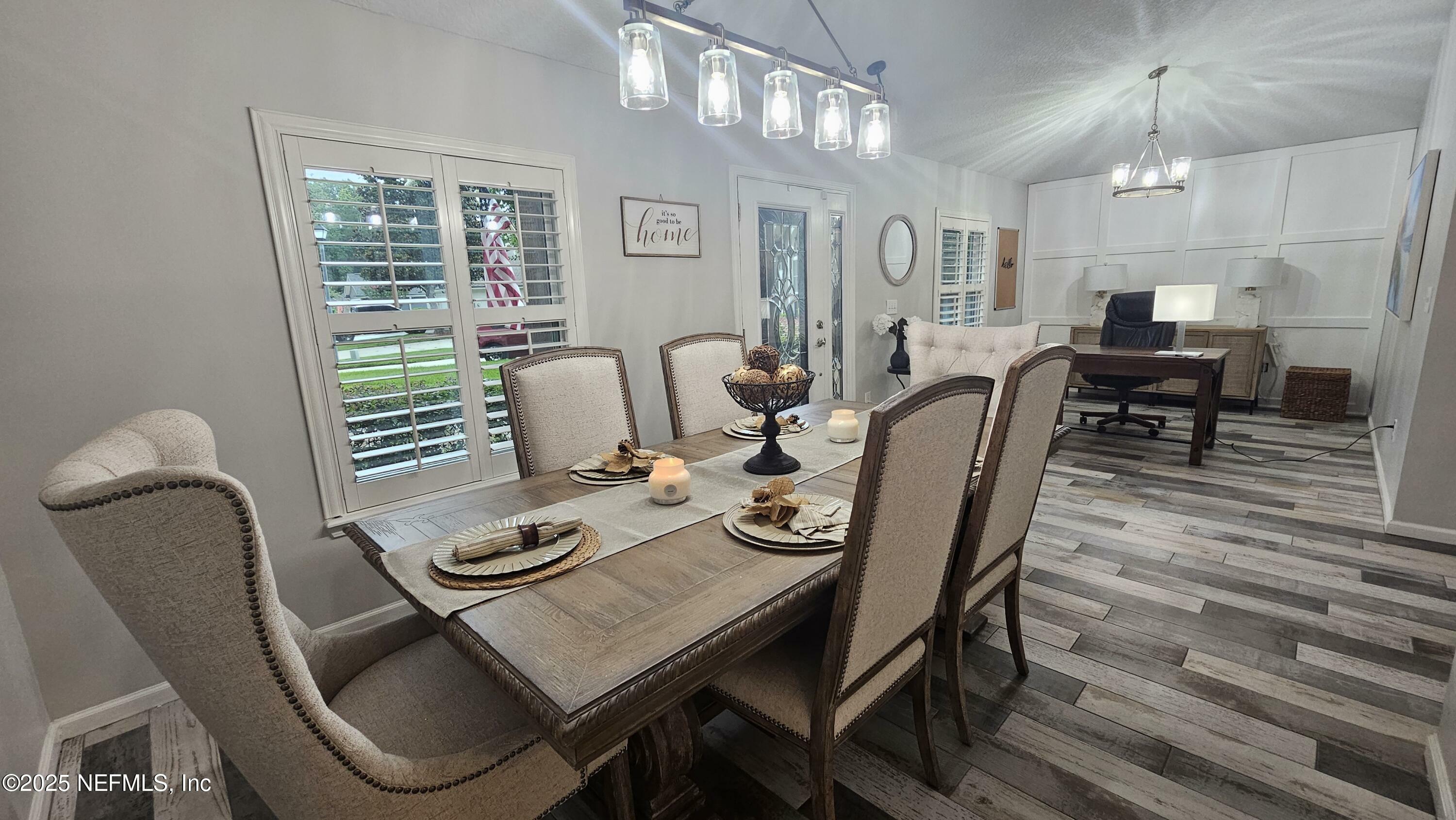 Property Photo: 716 Sharon Court FL 32259