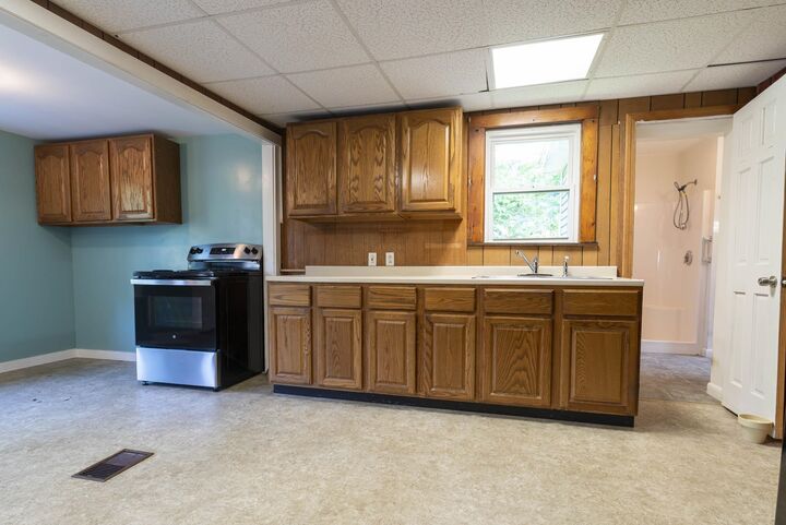 Property Photo: 7 Sawyer Lane NH 03455