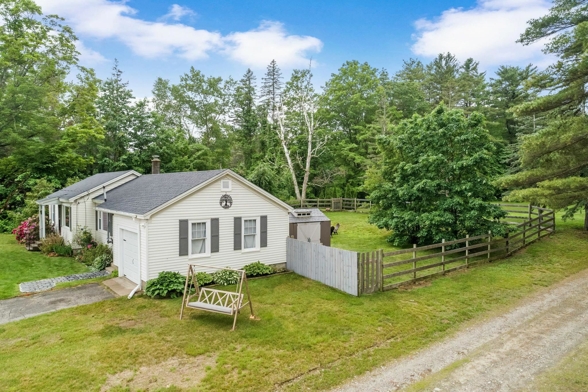 Property Photo: 10 Pine Street NH 03809