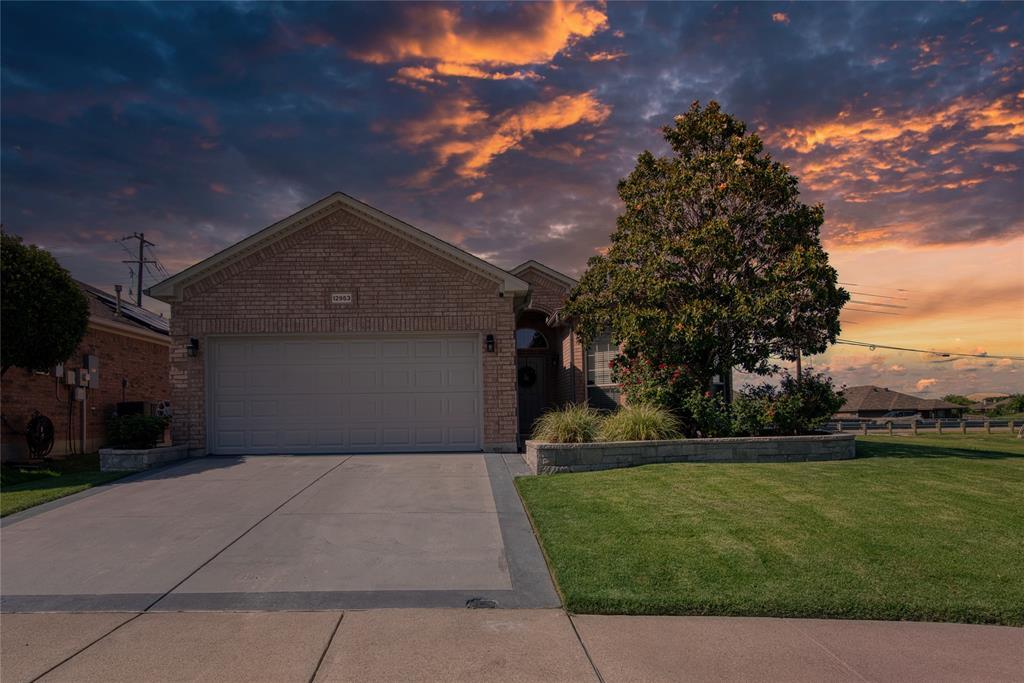 Property Photo: 12953 Hurricane Lane TX 76244