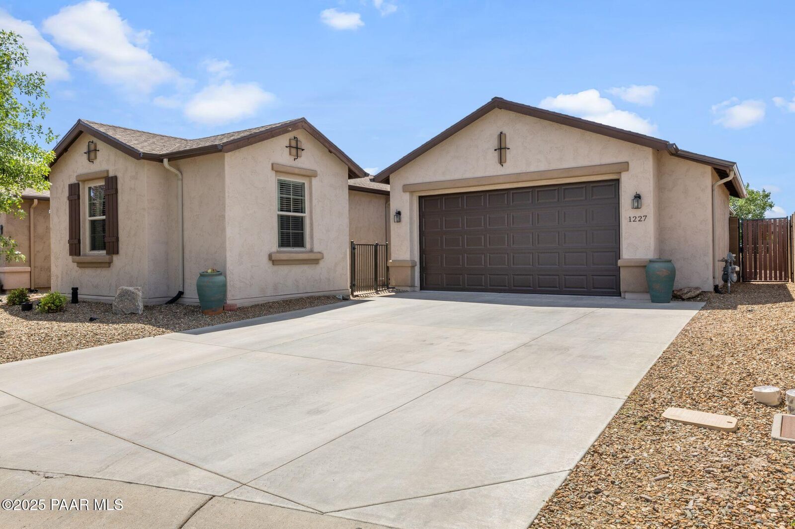 Property Photo:  1227 Essex Way  AZ 86323 