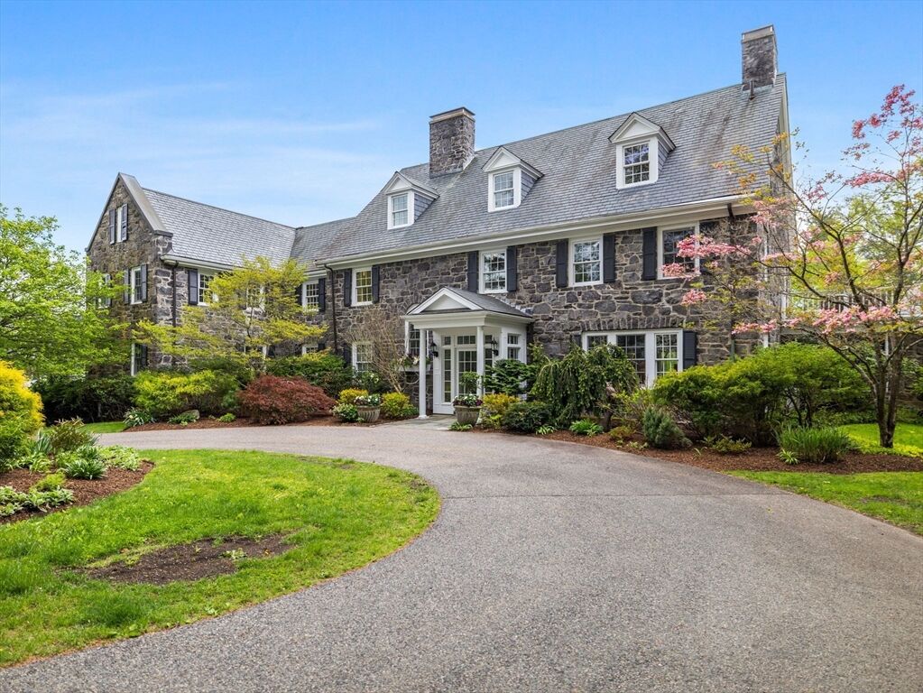 Property Photo:  90 Burr Dr  MA 02492 