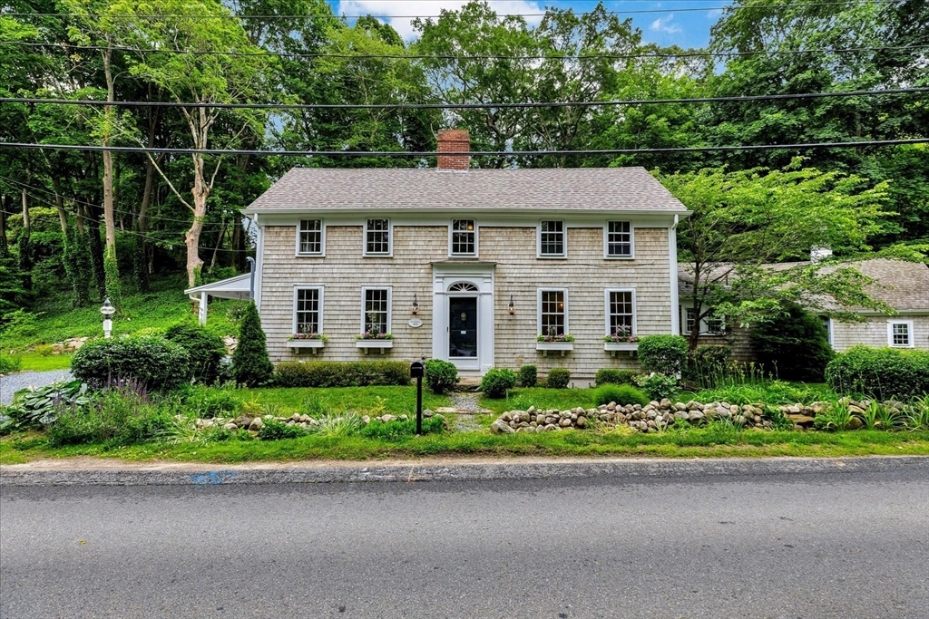 108 Main St  Sandwich MA 02563 photo