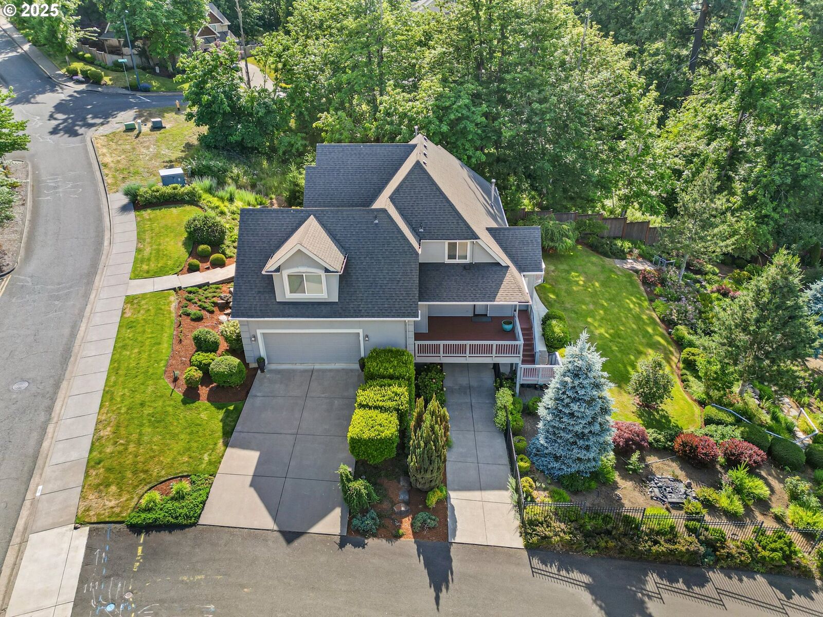 Property Photo: 380 Mountaingate Dr OR 97478