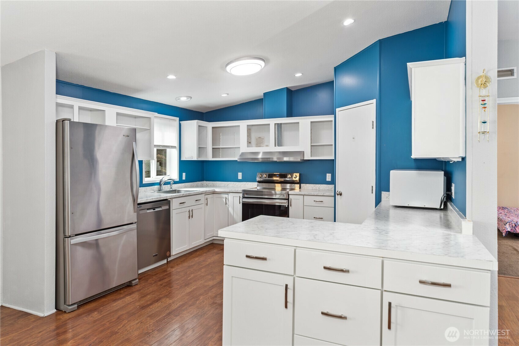 Property Photo: 1010 NW Mahogany Lane WA 98383