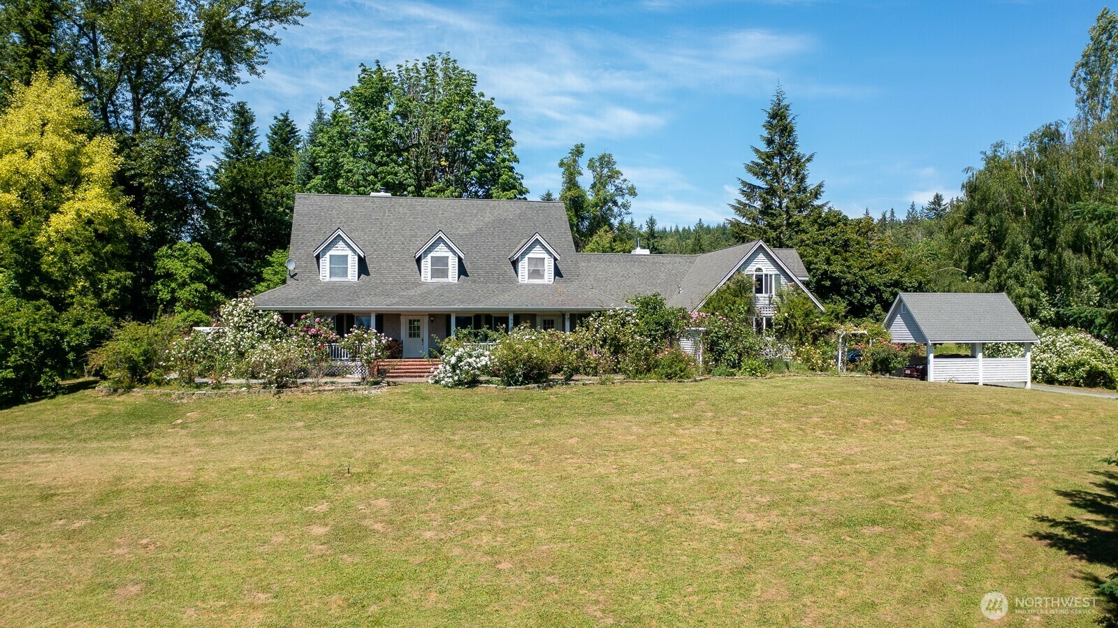 Property Photo: 909 308th Street NE WA 98282
