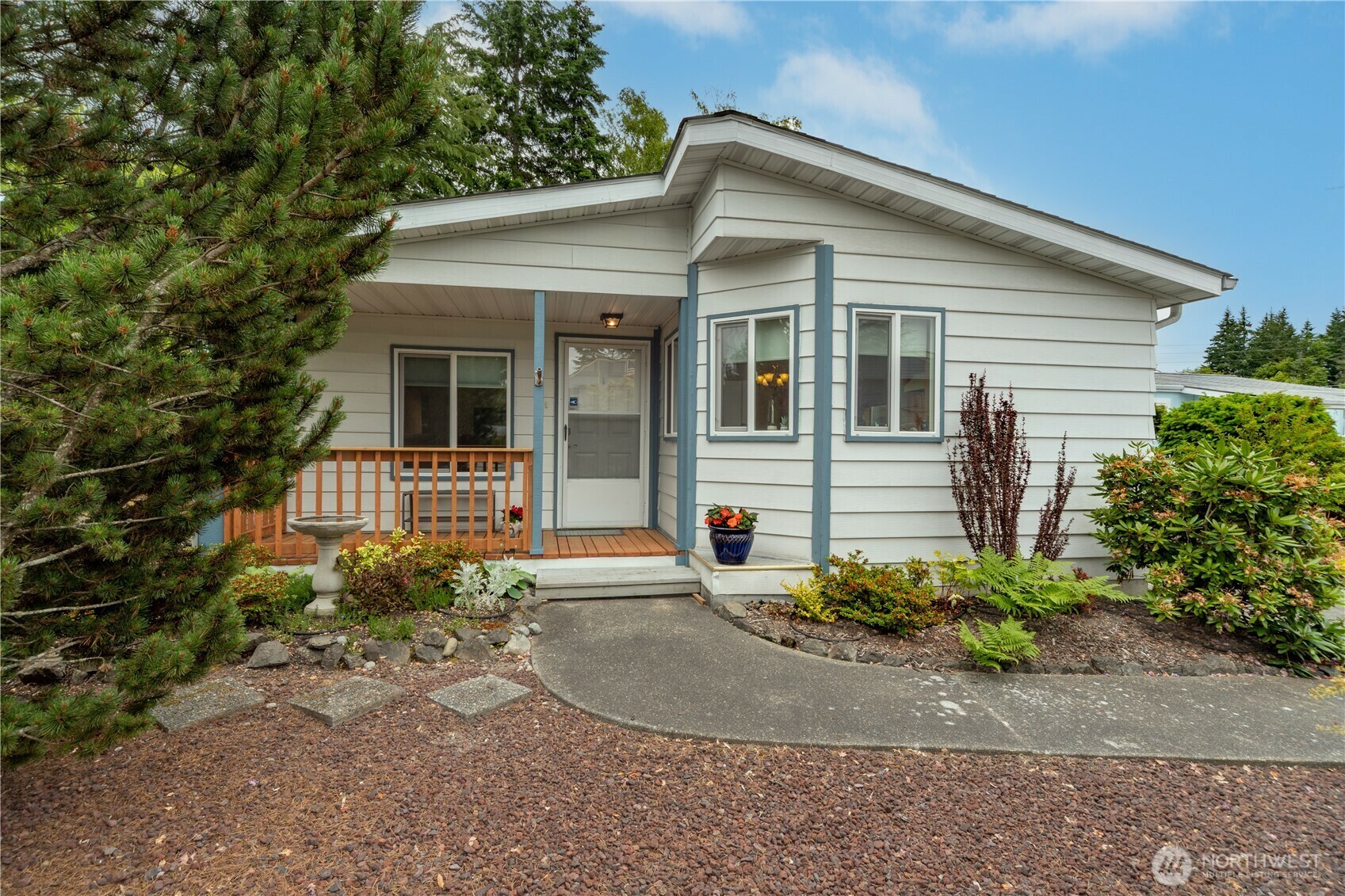 Property Photo:  111 NE Saturn Lane  WA 98311 