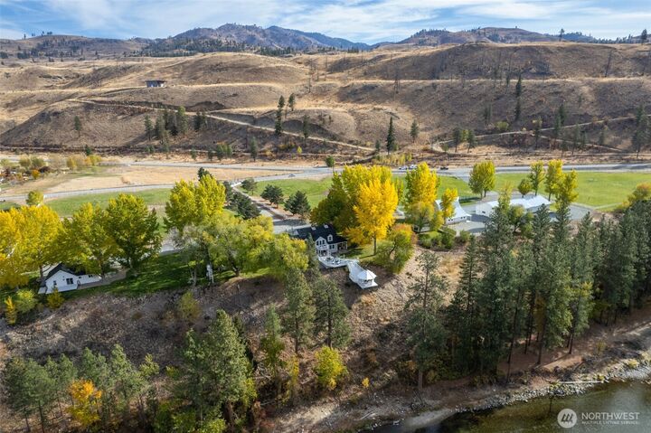 Property Photo:  3 A  Ross Road  WA 98856 