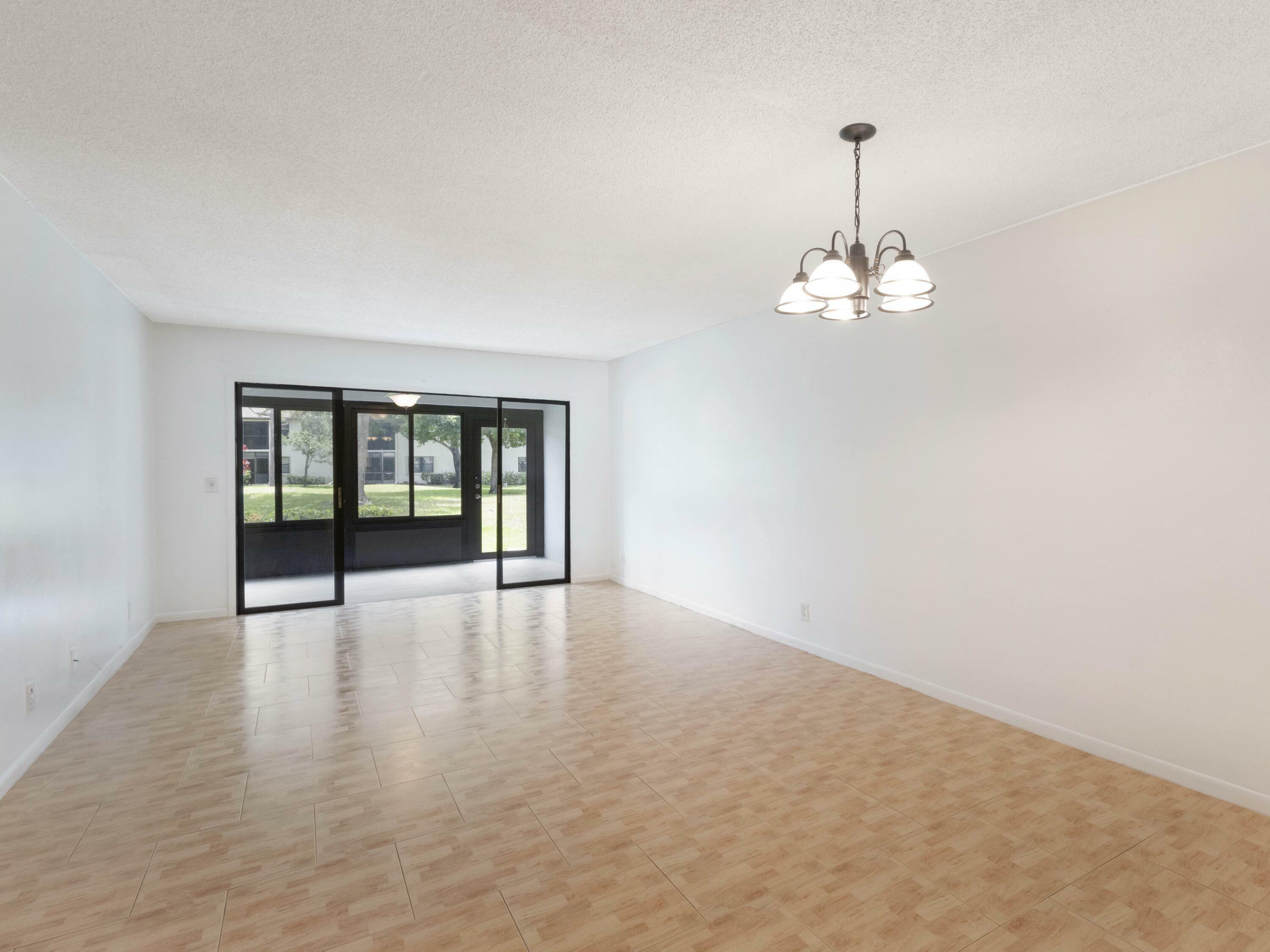 Property Photo: 3349 Lucerne Park Drive FL 33467