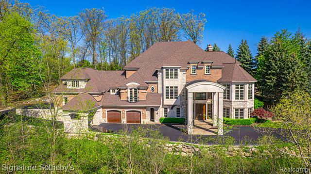 Property Photo:  2759 Turtle Ridge Drive  MI 48302 