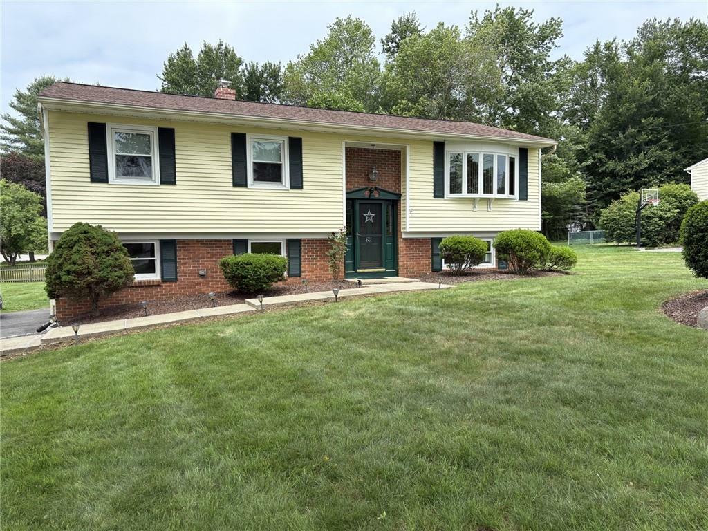 Property Photo:  26 Orchard Avenue  RI 02828 
