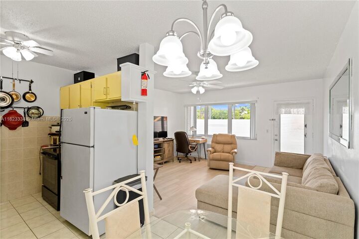 Property Photo:  1030 SW 11th St 8M  FL 33009 