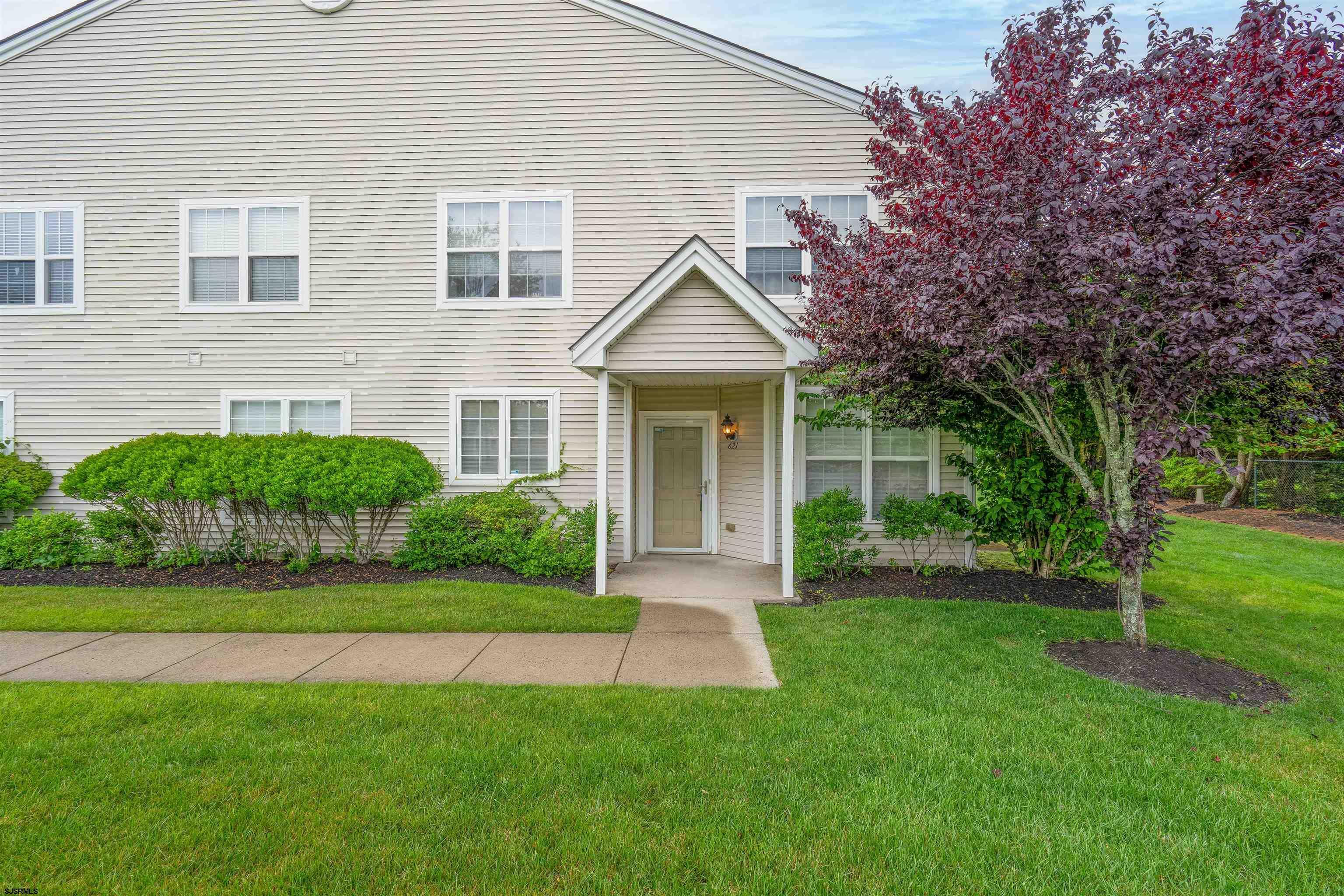 Property Photo: 621 London Court Ii 621 NJ 08234