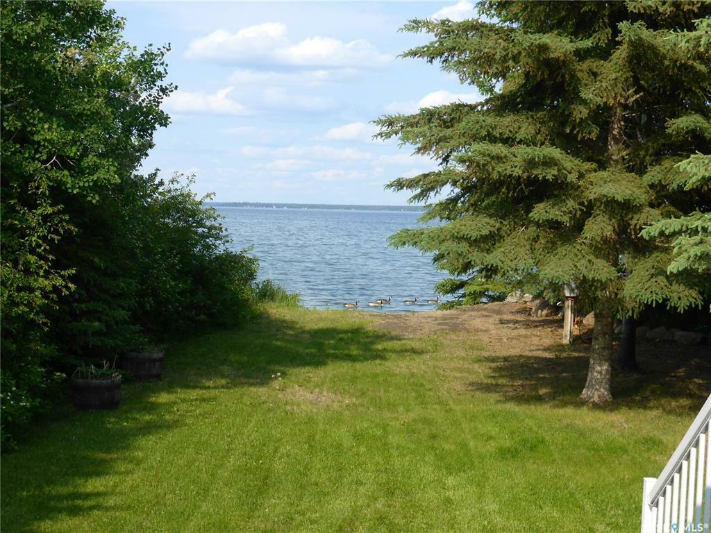 Property Photo: 305 Parkland Place SK S0M 0J0