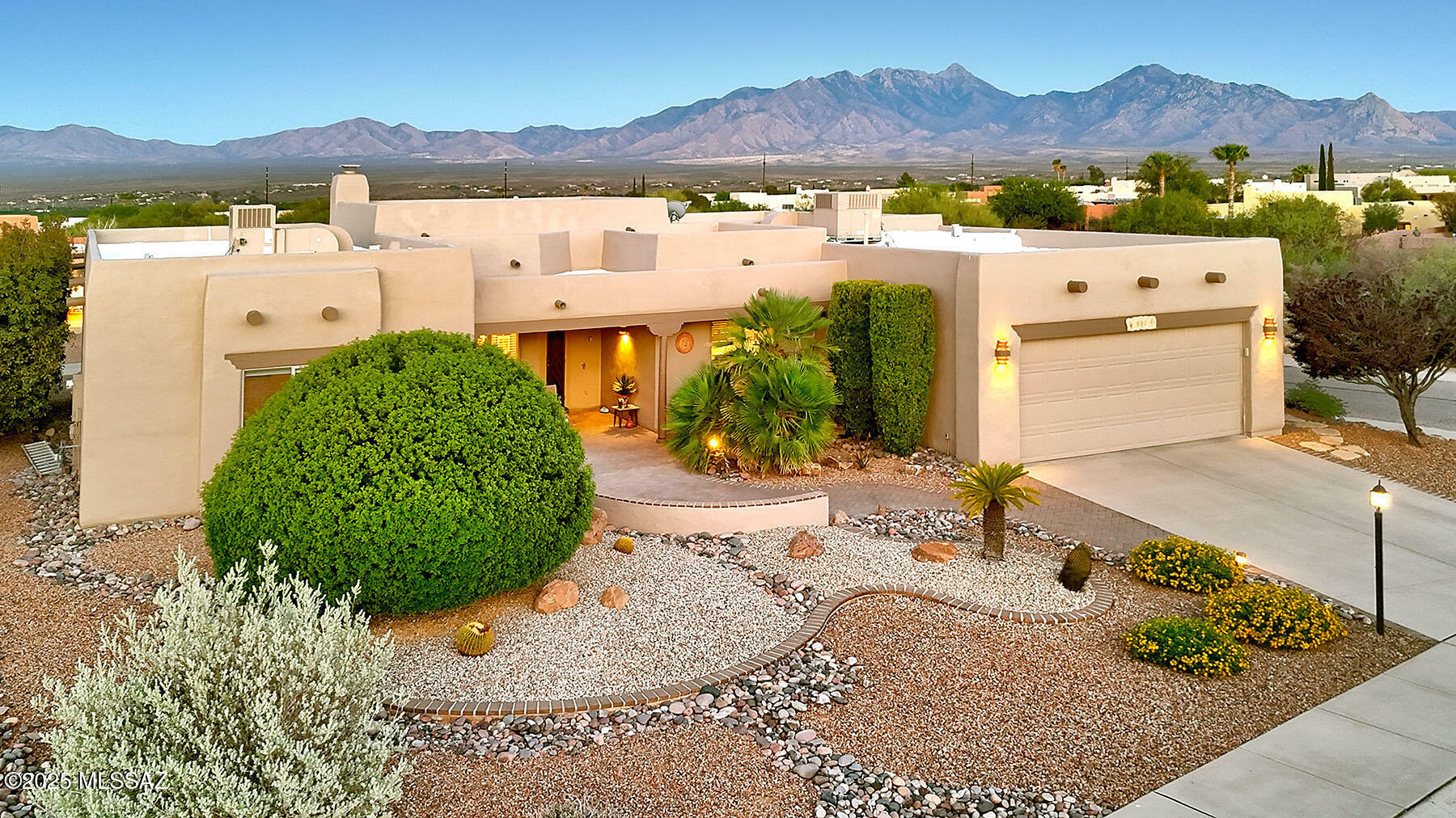 Property Photo: 697 S Placita Prosperidad AZ 85614