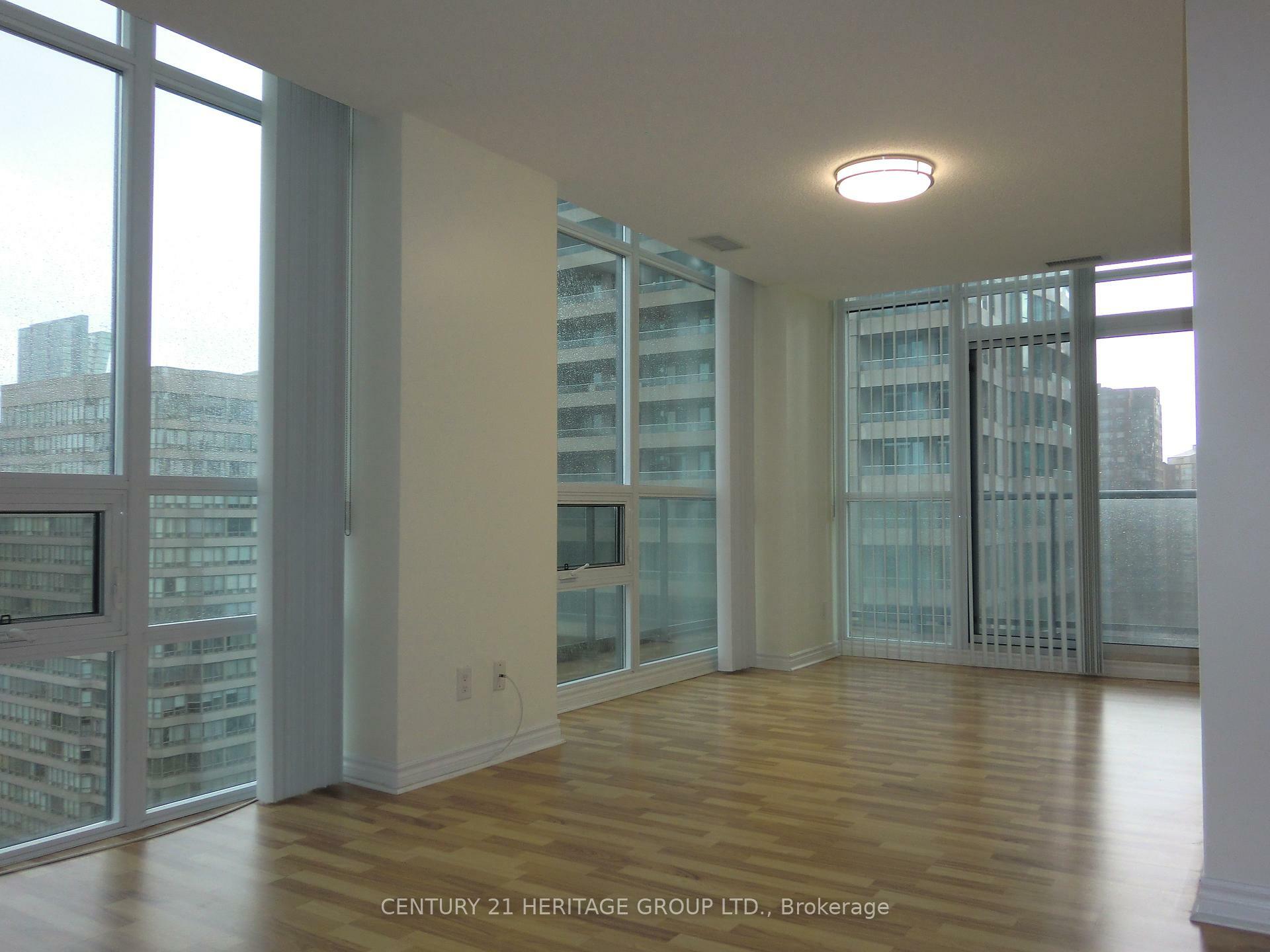 Property Photo: 35 Hollywood Avenue 2309 ON M2N 0A9