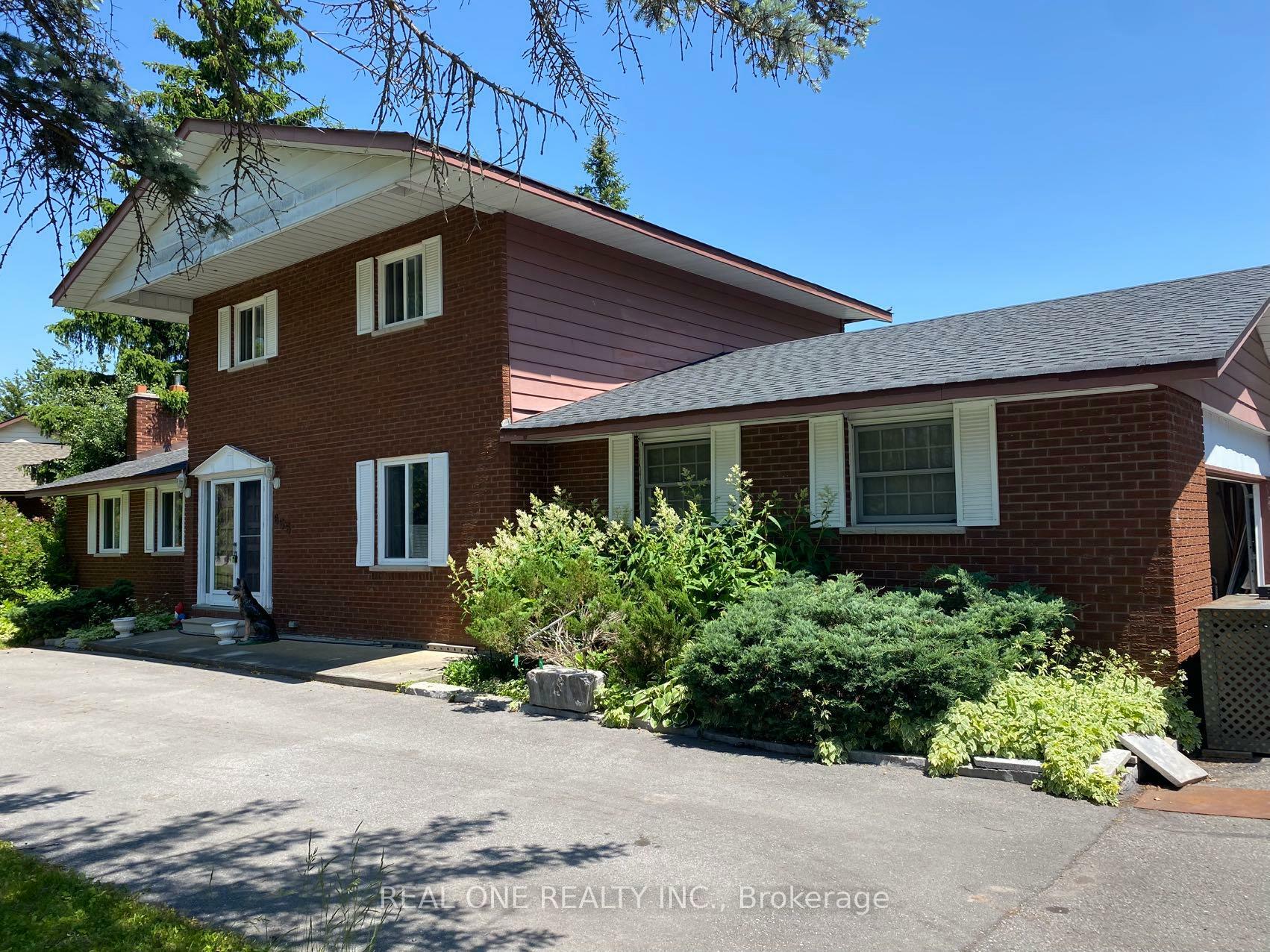 Property Photo: 655 Turtle Bay Blvd. North Boulevard N ON K0L 1T0