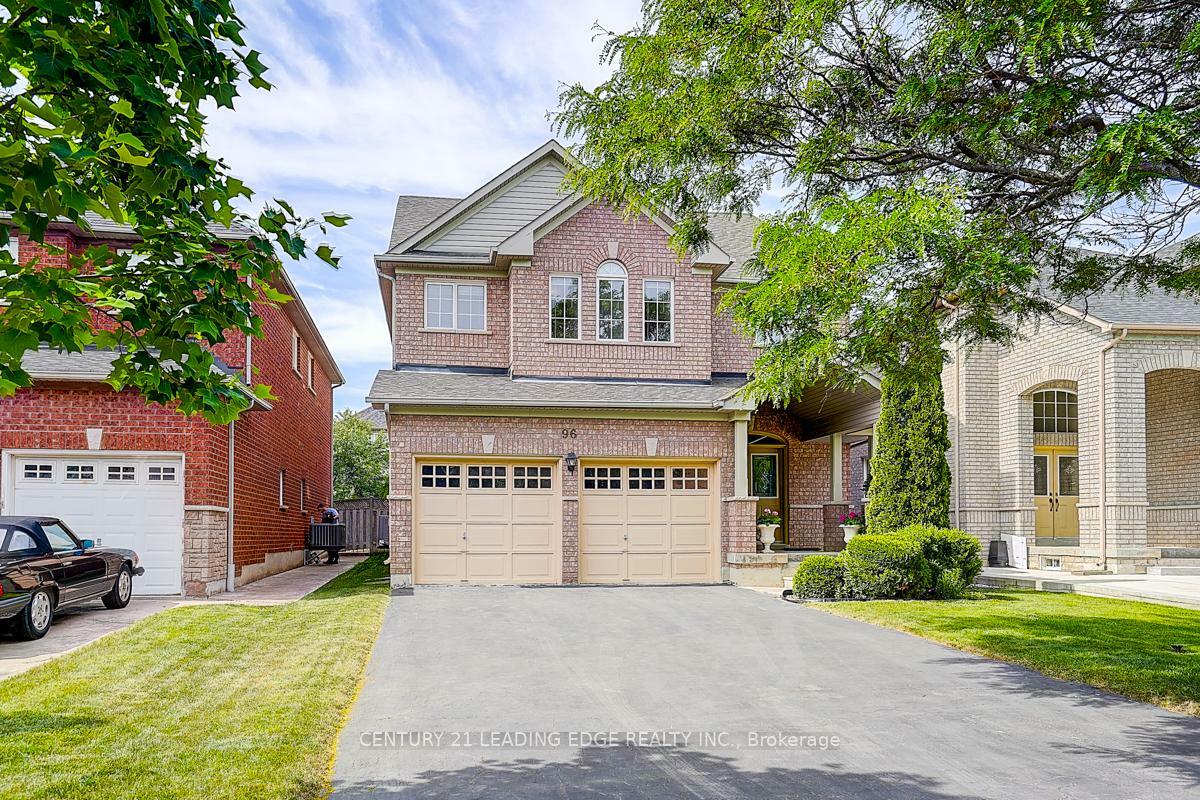 Property Photo:  96 Tuscana Boulevard  ON L4K 5K4 