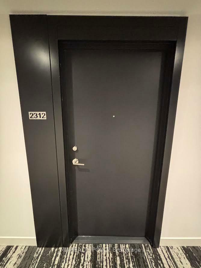 Property Photo: 252 Church Street W 2312 ON M5B 1Z2