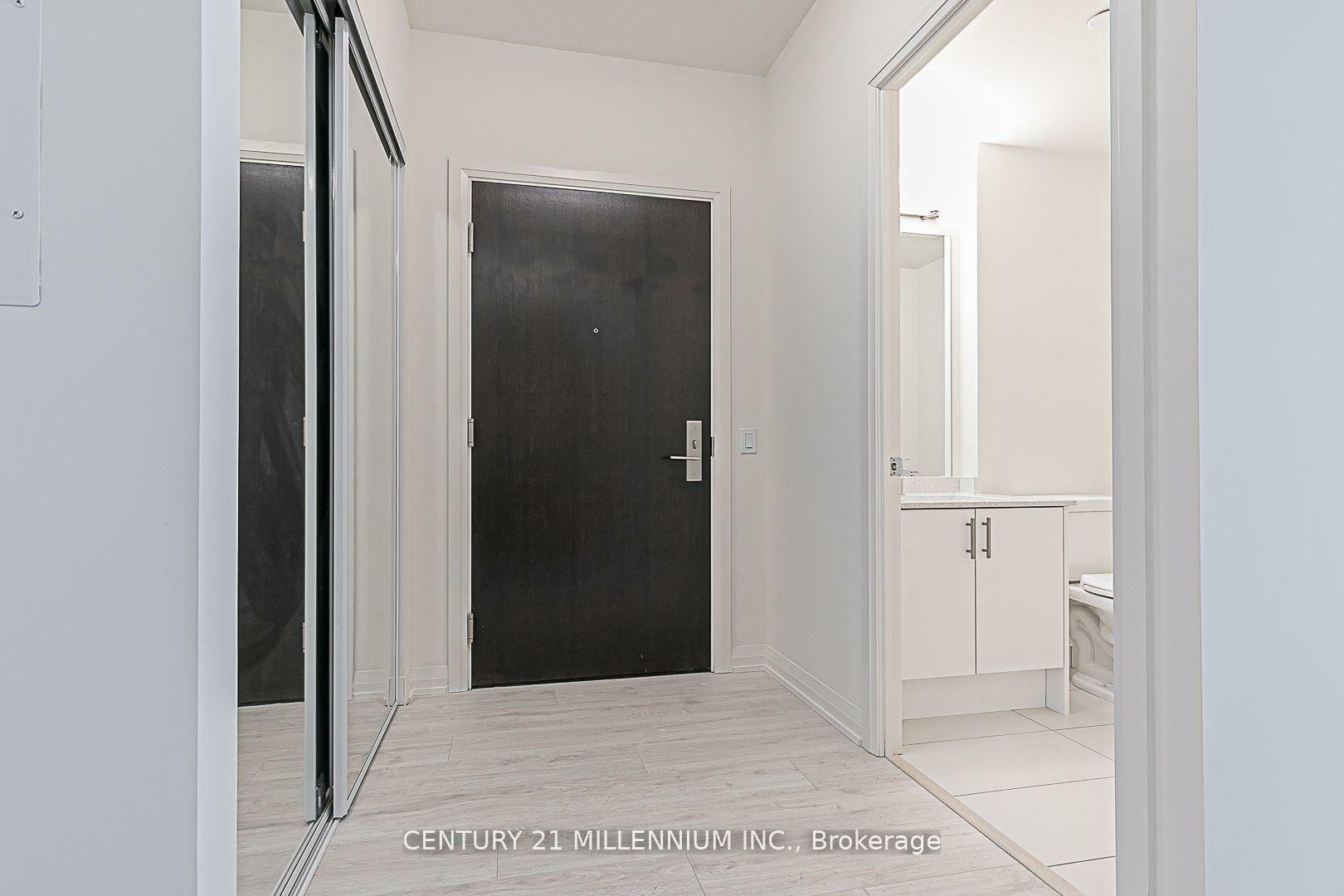 Property Photo: 9000 Jane Street 1125 ON L4K 0M6