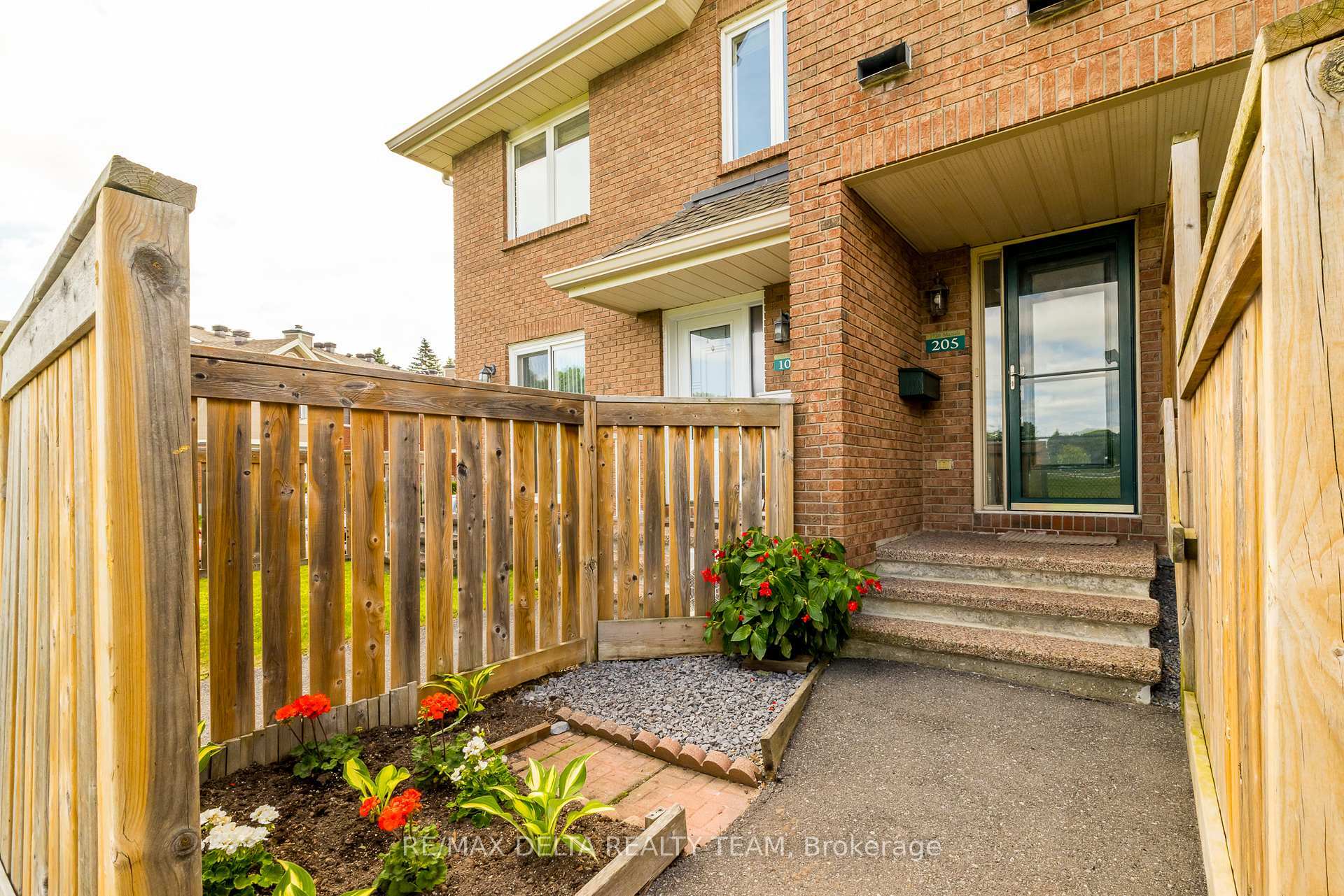 1720 Marsala Crescent 205  Orleans - Cumberland and Area ON K4A 2G8 photo