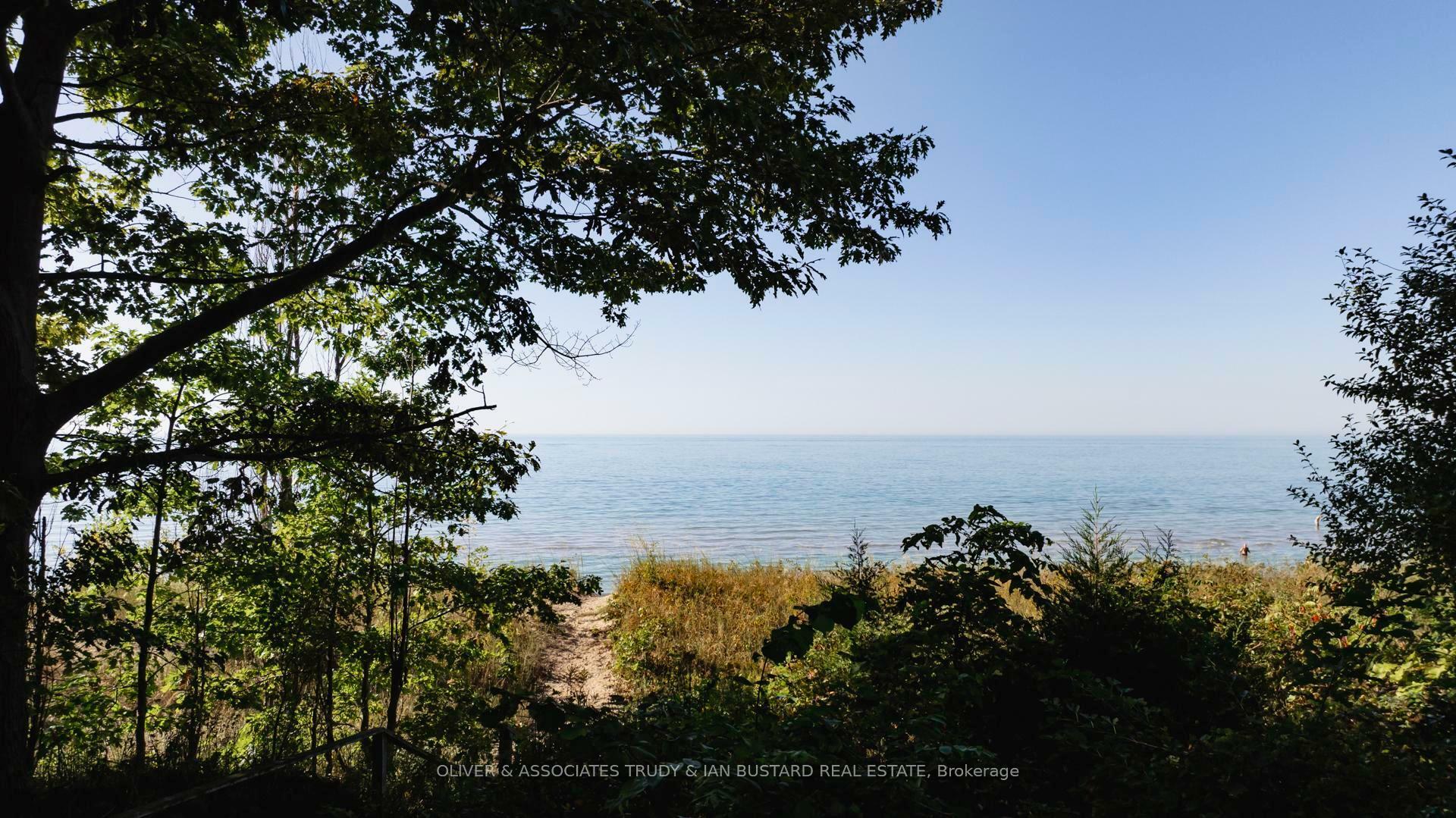 Property Photo: 33 Lakeshore Drive ON N0M 1T0