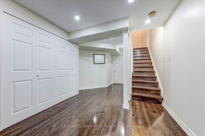Property Photo: 22 Culver Lane ON M1X 2E2