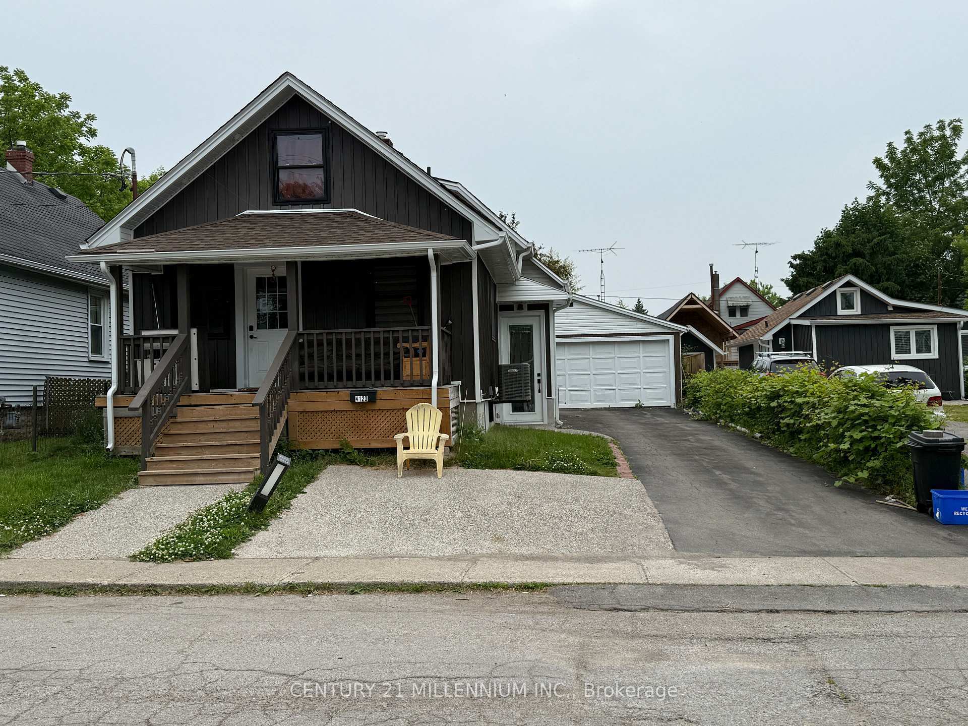 Photo de la propriété: 4123 Hickson Avenue ON L2E 3K1