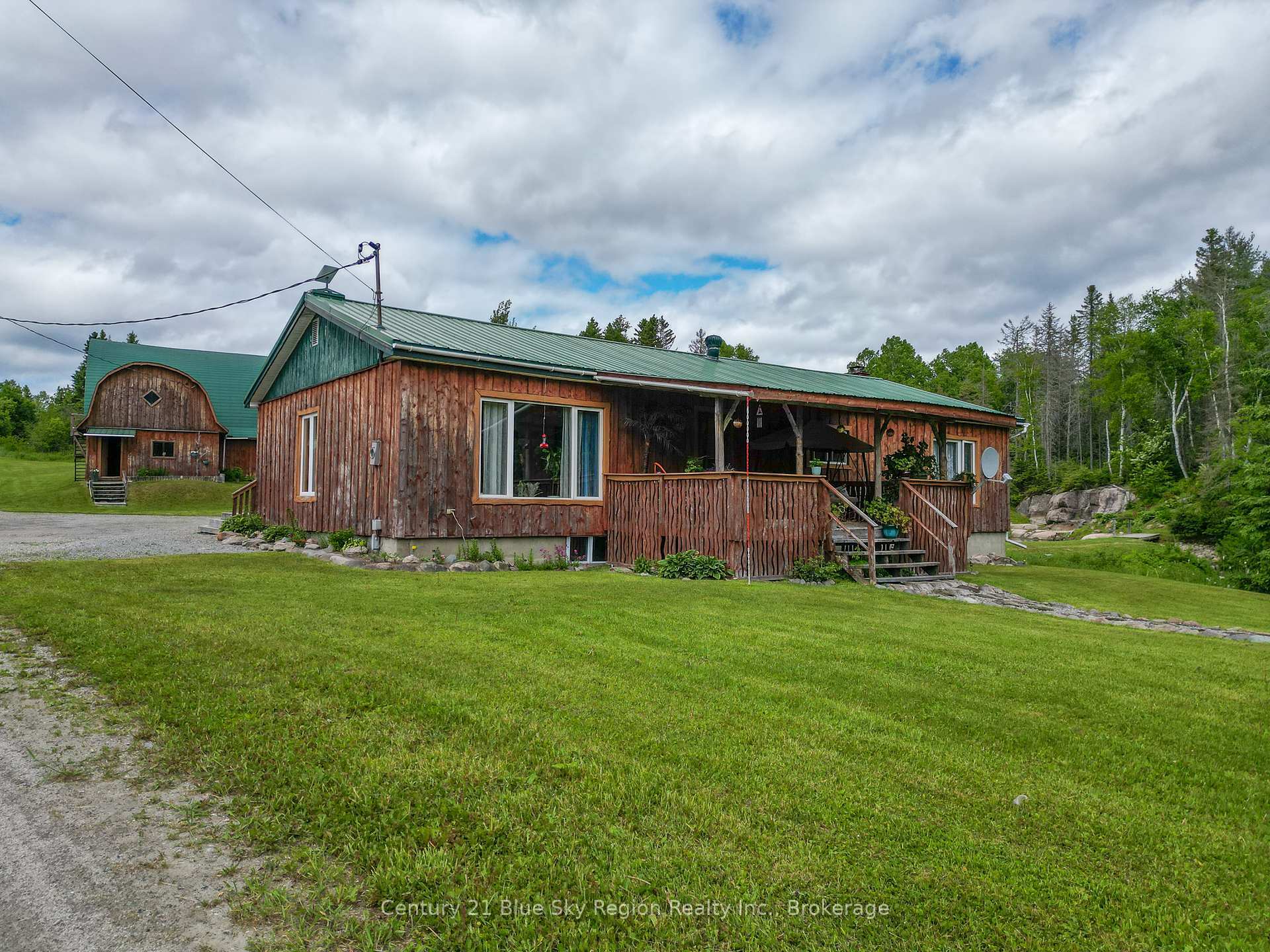 Photo de la propriété: 216 Pantenaude Road ON P0H 1M0