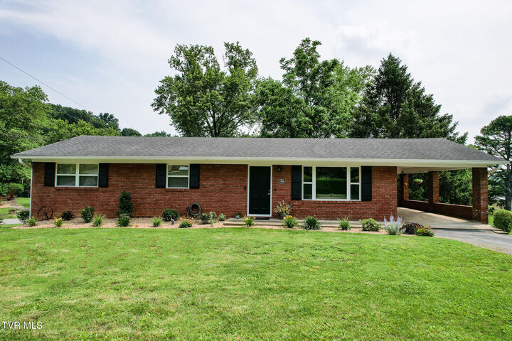 1908 Old Tusculum Road  Greeneville TN 37745 photo
