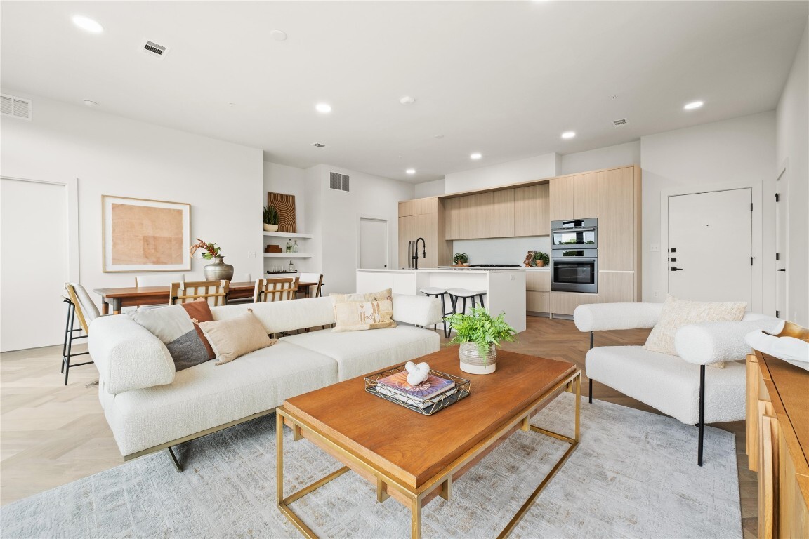 2209 S 1st Street 402  Austin TX 78704 photo