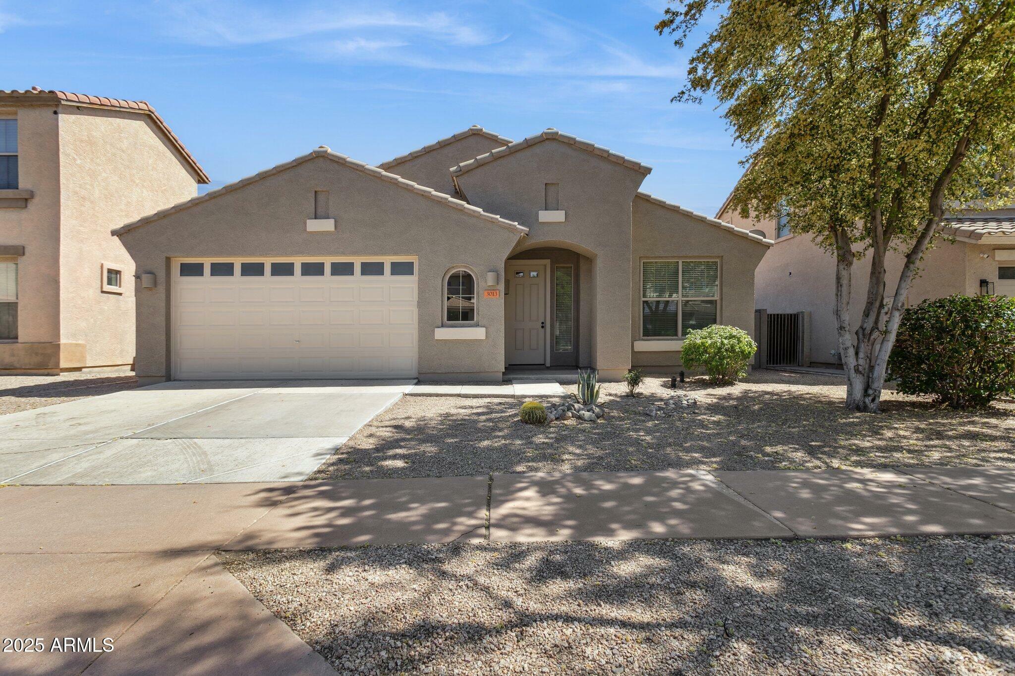 Property Photo: 3013 W Via De Pedro Miguel -- AZ 85086