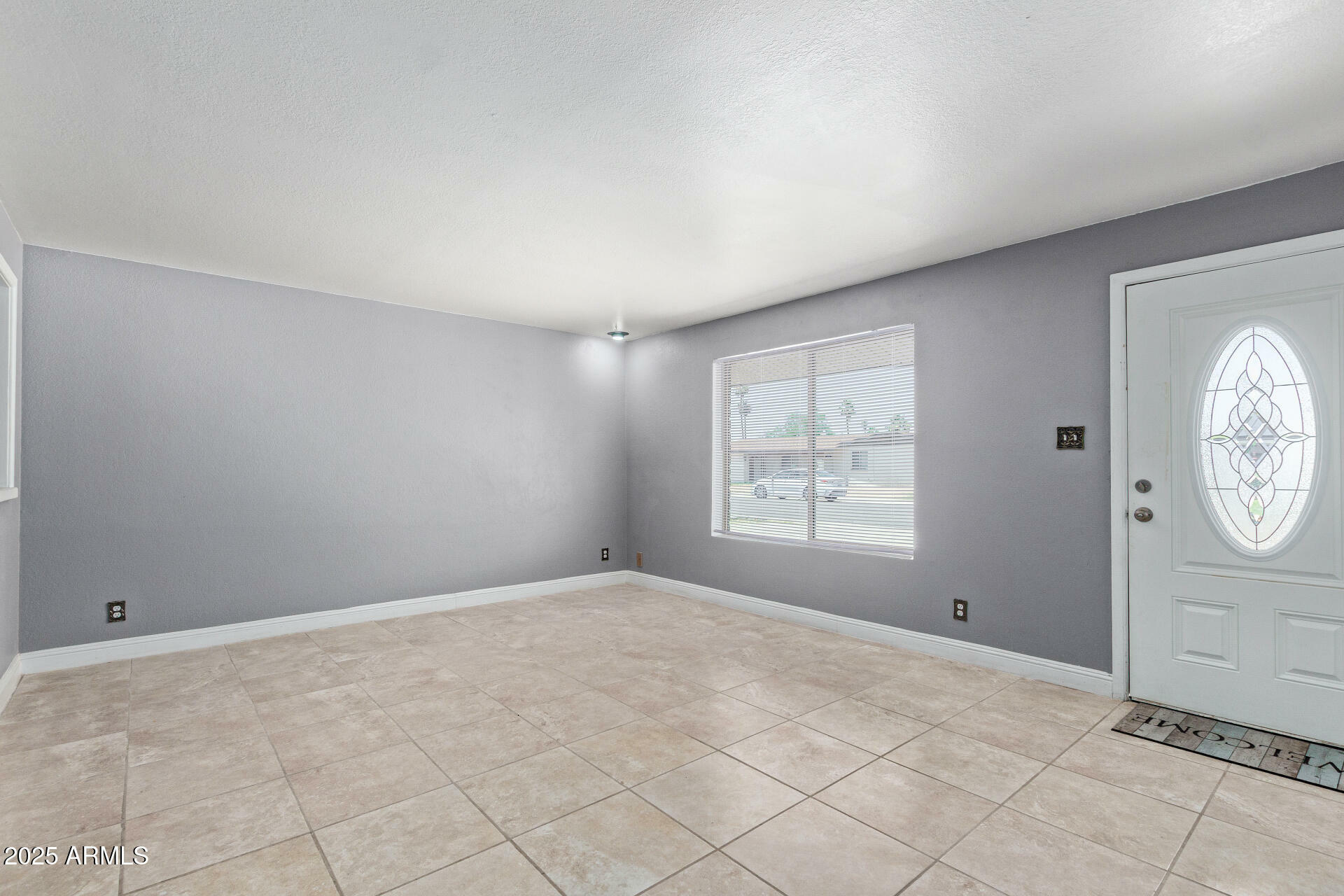 Property Photo: 3539 W Davidson Lane AZ 85051