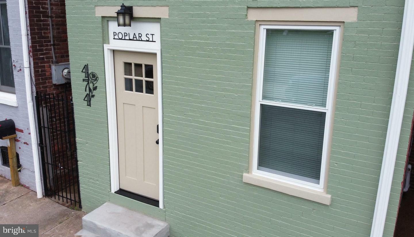 Property Photo: 474 Poplar Street PA 17603