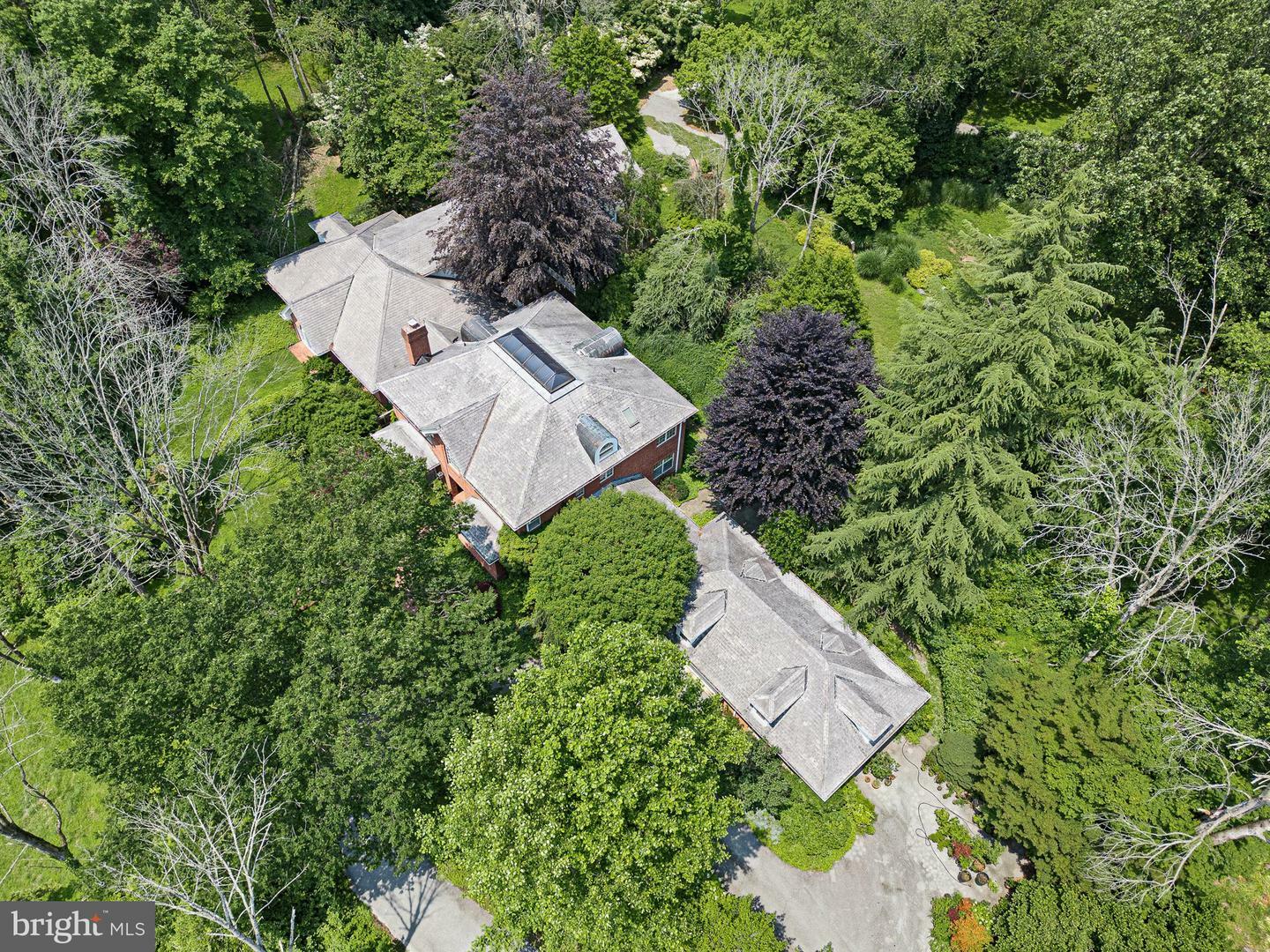 Property Photo:  2 Farron Drive  PA 19317 