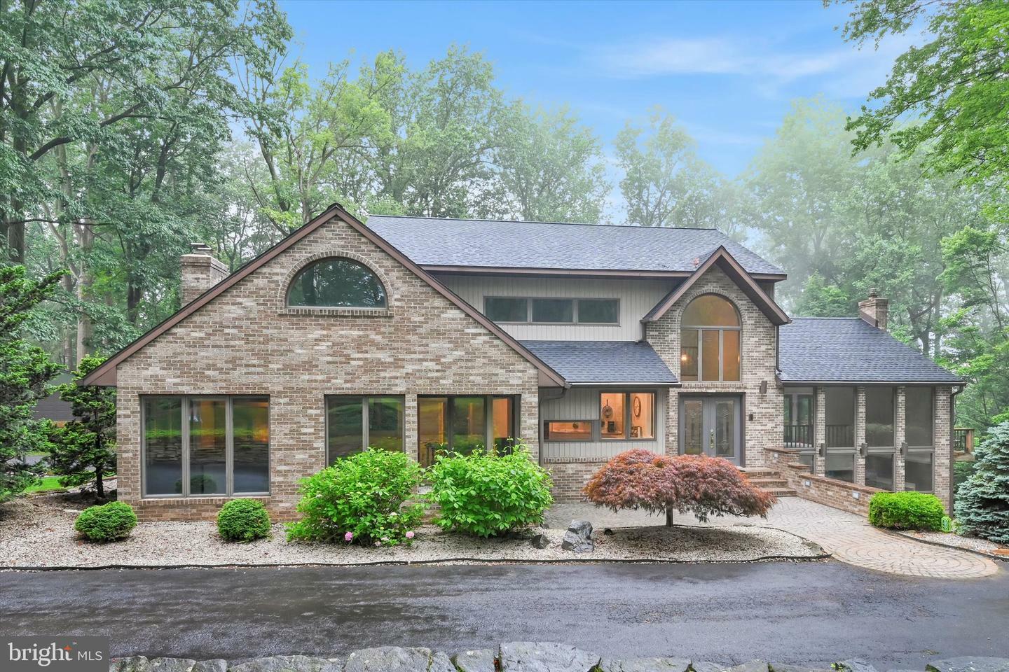 5043 Pineview Drive  Mohnton PA 19540 photo