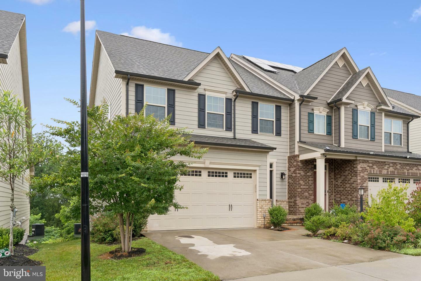 Property Photo: 18204 Red Mulberry Road VA 22026