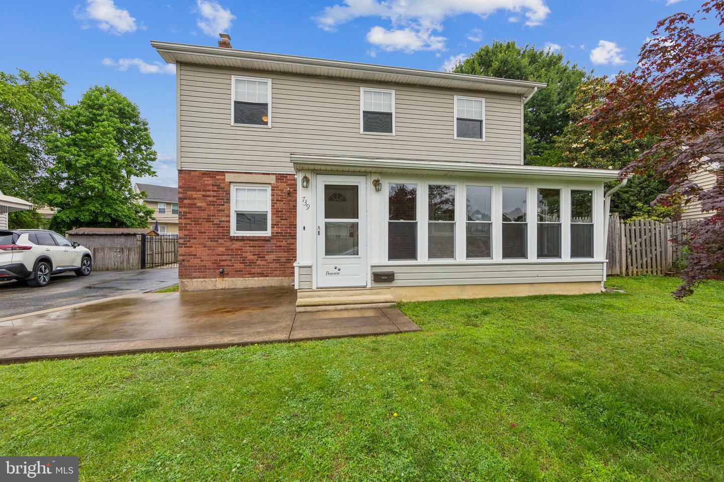 739 Brooke Circle  Morton PA 19070 photo