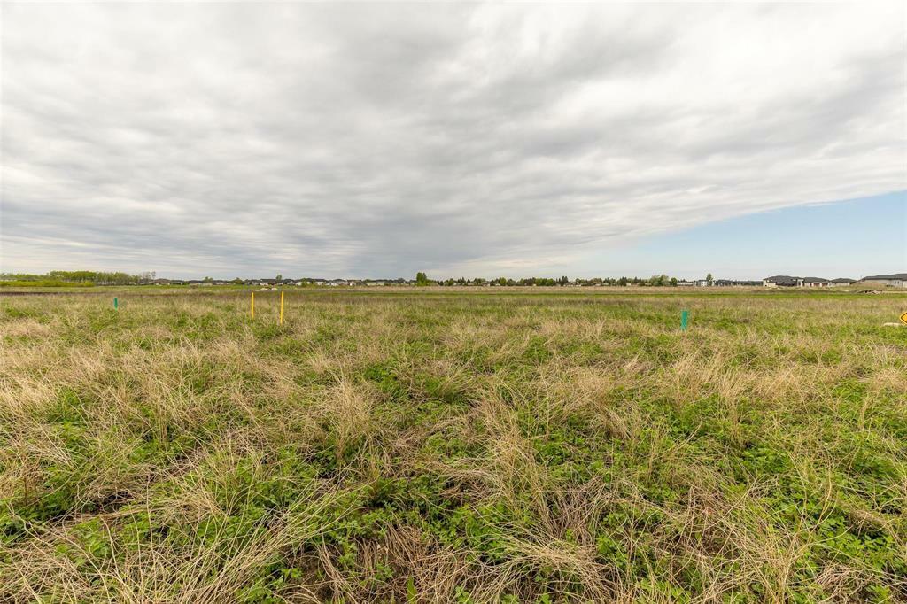 Property Photo: 23 Bentley Bay MB R5G 2Y4
