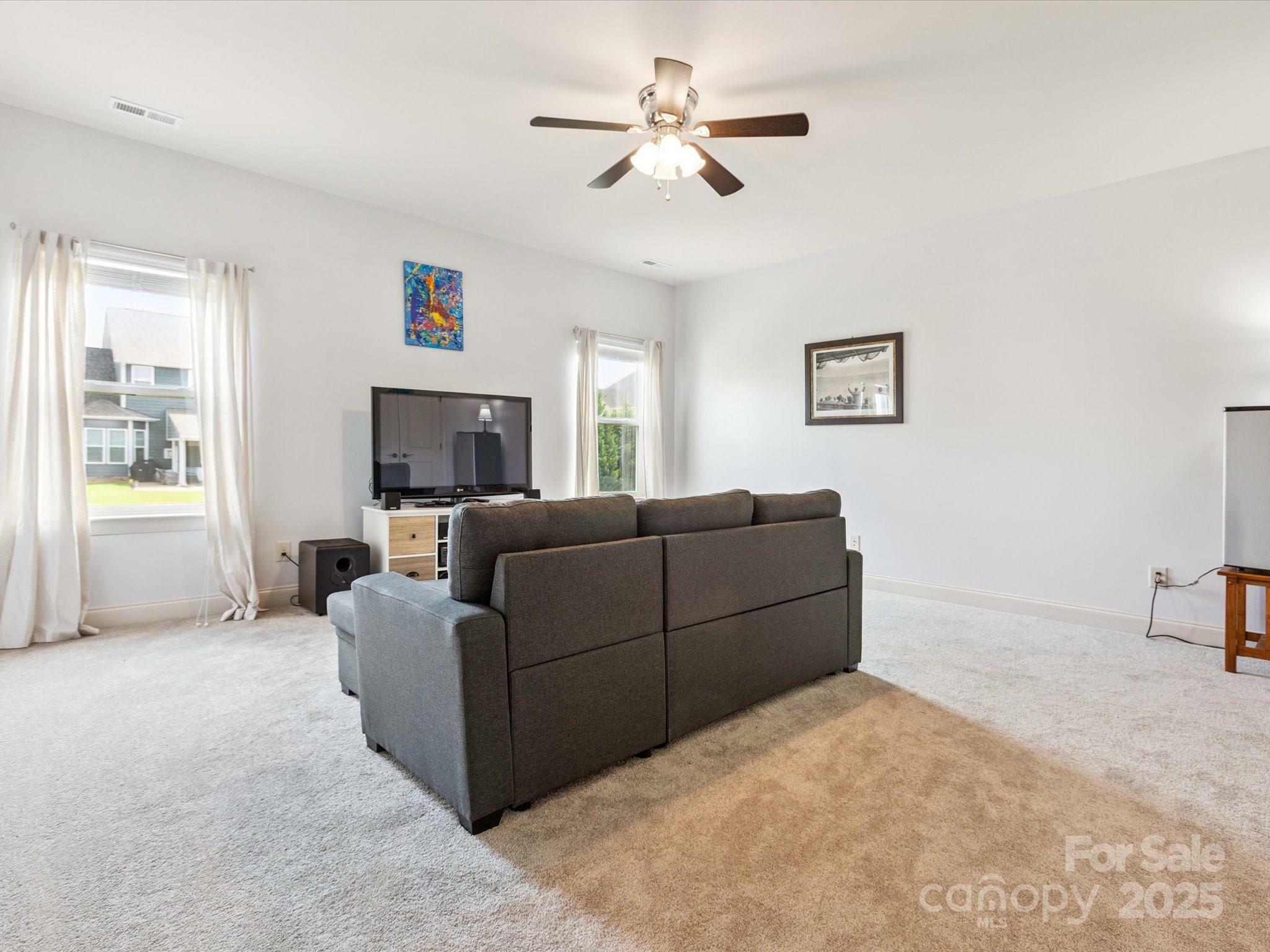 Property Photo: 1009 Hampton Grove Road NC 28173