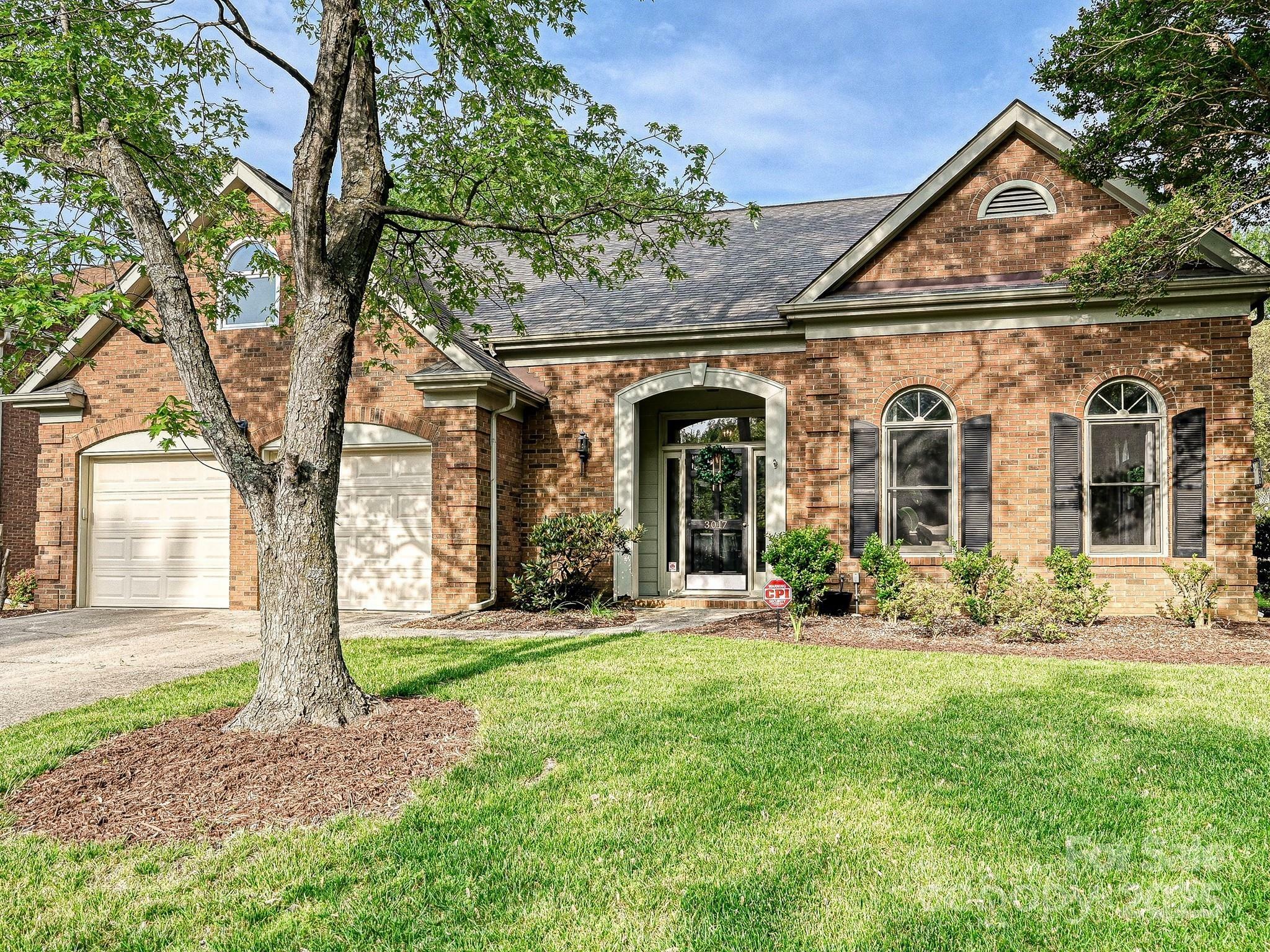 Property Photo: 3017 Planters Walk Court NC 28210