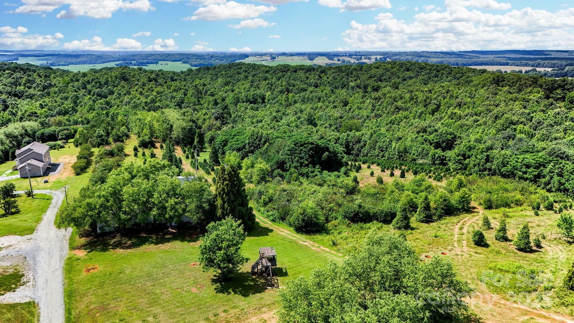Property Photo: 6024 White Store Pageland Road NC 28103
