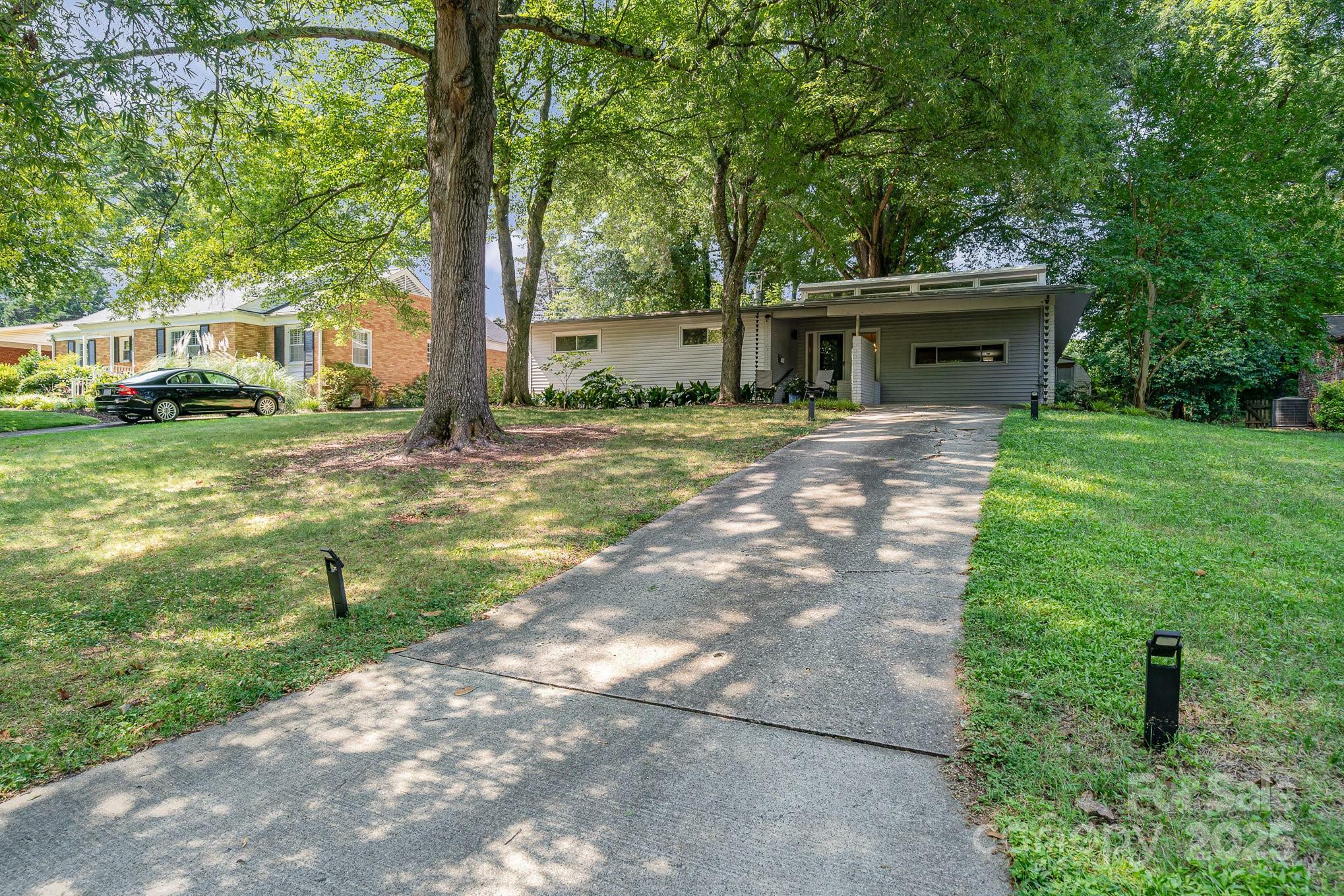 5742 Murrayhill Road  Charlotte NC 28210 photo