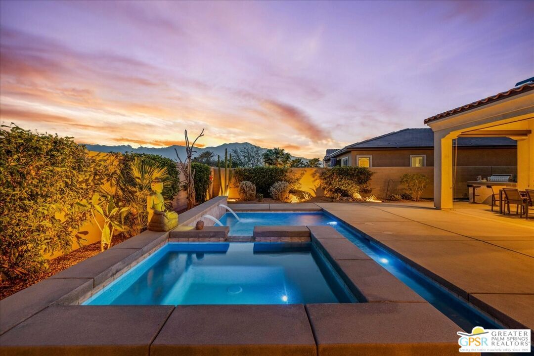 Property Photo: 59 Cabernet CA 92270