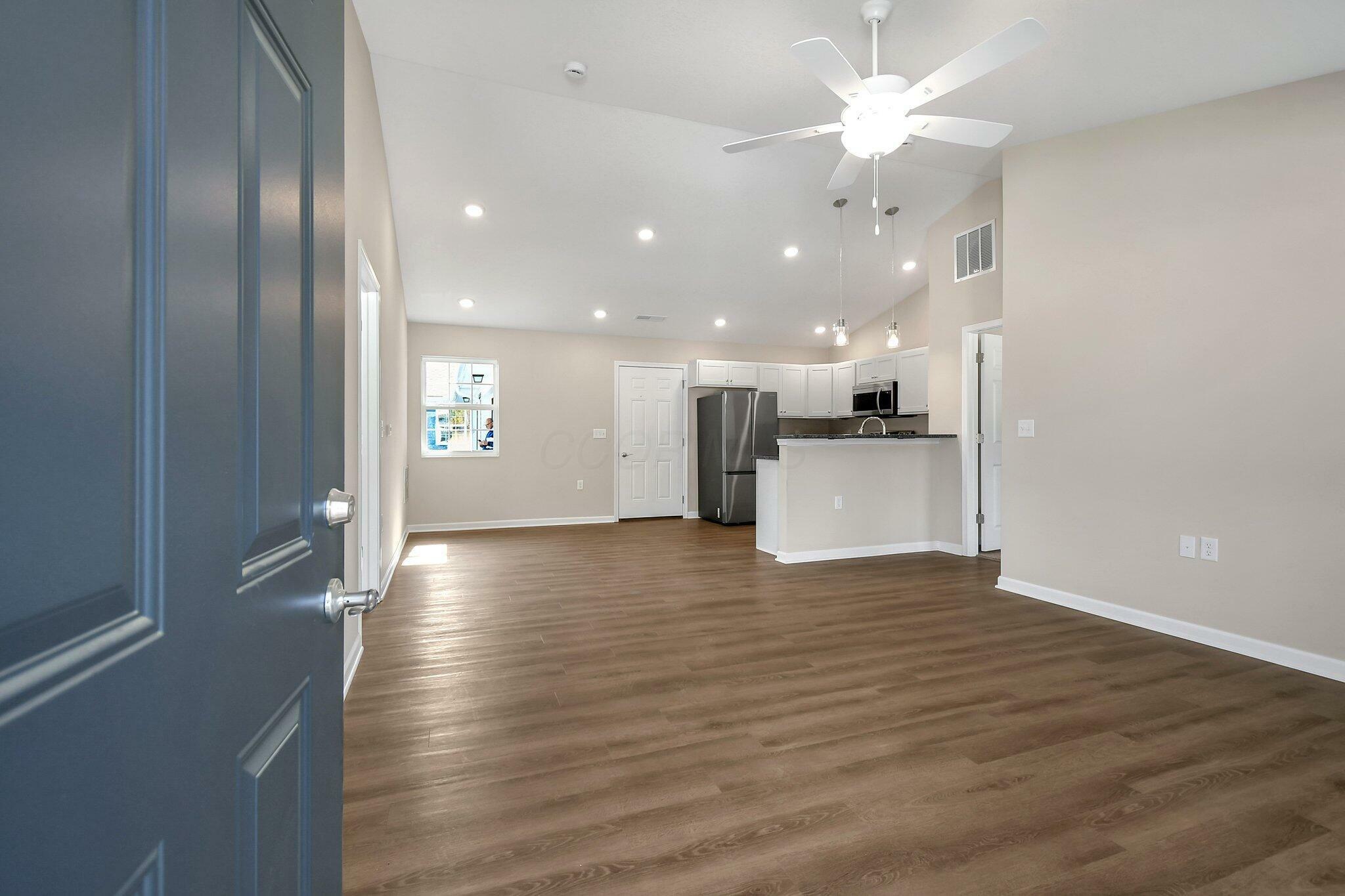 Property Photo: 752 Whitetail Lp OH 43055