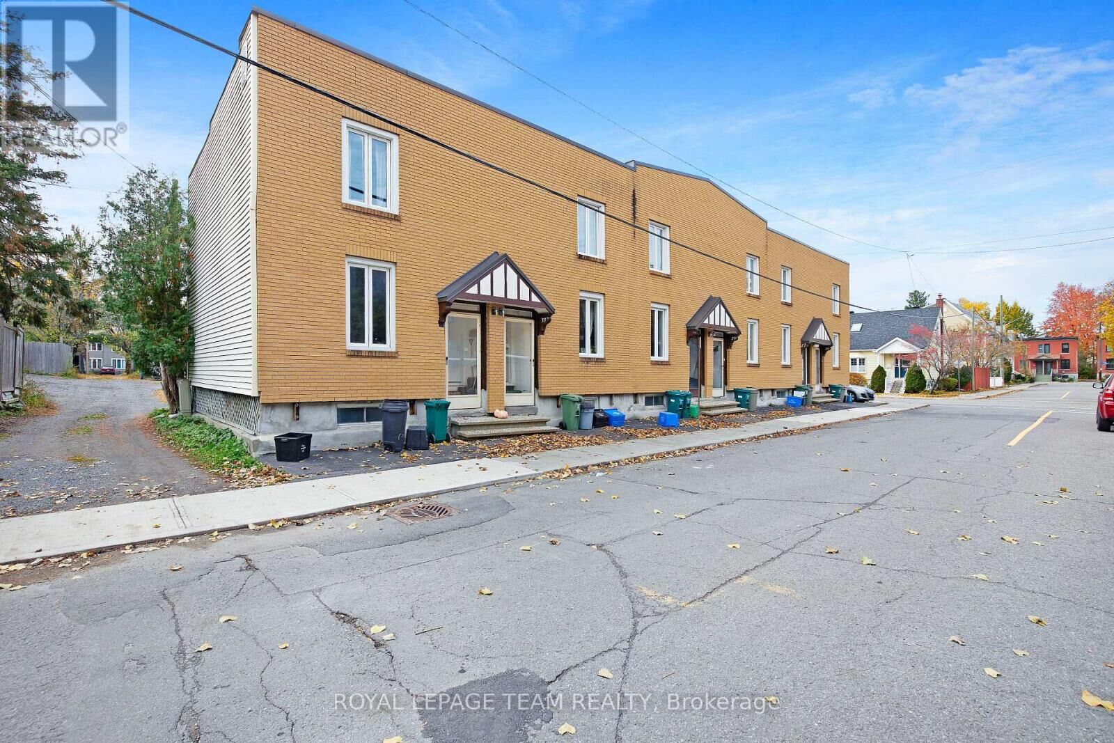 Property Photo:  25-35 Bertrand Street  ON K1M 1Y4 