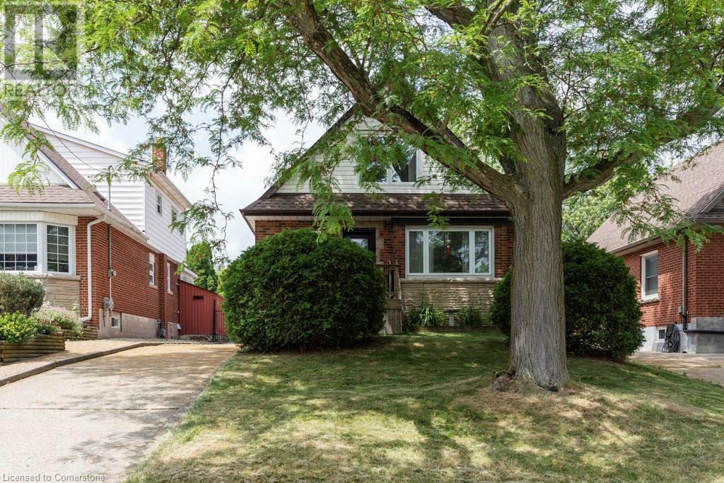 Property Photo: 14 Martin Road ON L8K 3N1